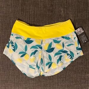 Oiselle Toolbelt Roga Shorts, size 4